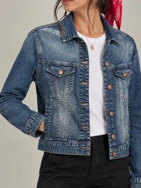 Forever 21 Washed Blue Denim Jacket - Size Small